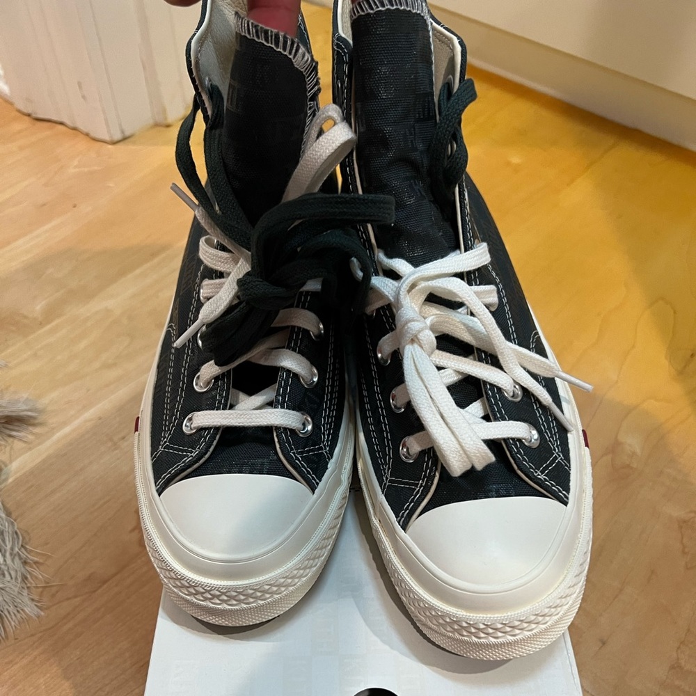 Brand new converse x kith limited edition chuck Taylor’s